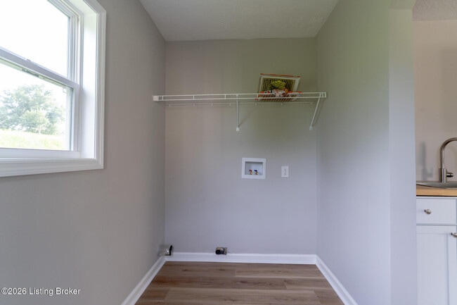 Photo - 106 Hardin Ct