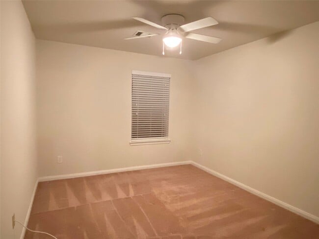 Photo - 819 Messina Ln