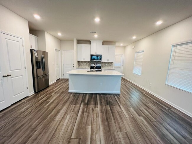 Photo - 280 Brook Farm Ln