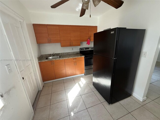Photo - 14355 NE 6th Ave Unit 6