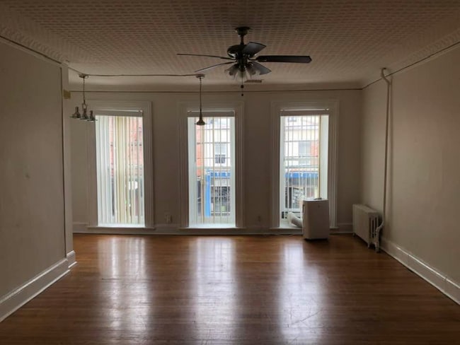 Building Photo - 10 W Main St Unit 1 Rental
