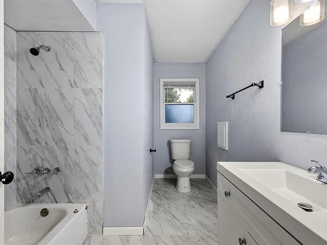 Photo - 8632 Broadway Dr