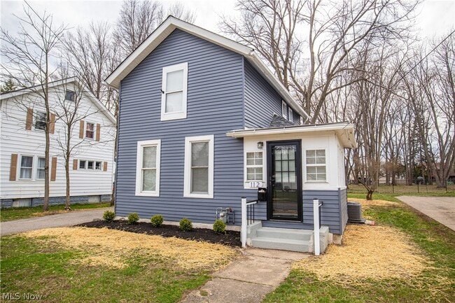 Photo - 112 Chestnut St