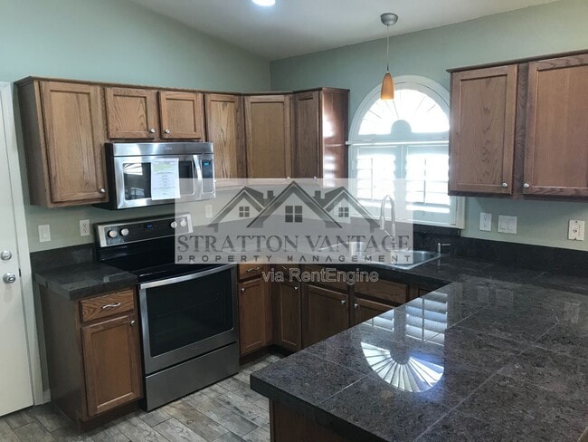 Photo - 42006 W Anne Ln