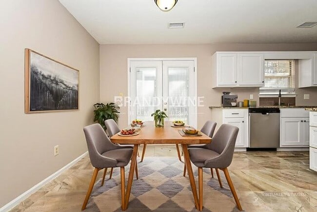 Photo - 35 Hampton Oaks Dr