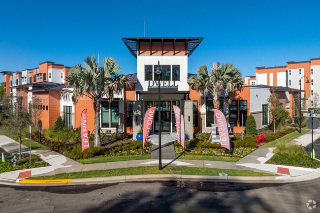 500 Sugar Mill Rd Oviedo, FL 32765
