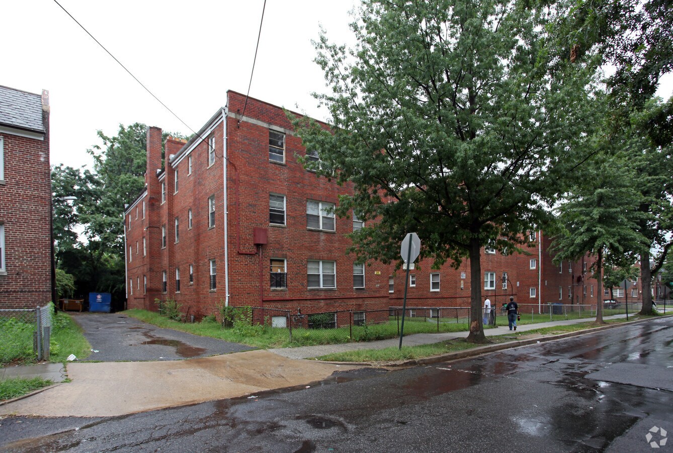 Photo - 1907 18th St SE