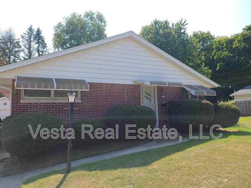 Photo - 311 E Lincoln St