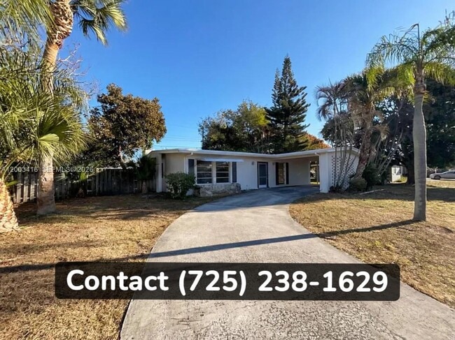 Building Photo - 153 SE Calmoso Dr