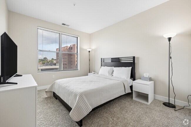 1BR, 1BA - 536SF - Bedroom