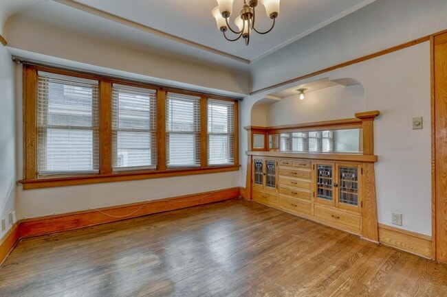 Photo - 5113 W Wisconsin Ave