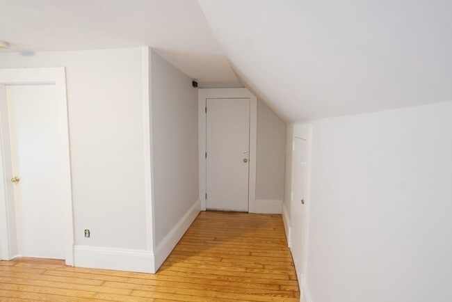 Photo - 315 Lafayette St Unidad 3