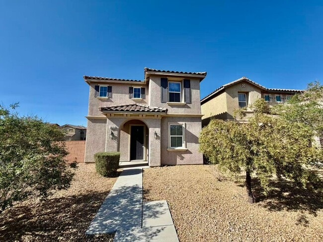 Photo - Beautiful 5 bedroom House