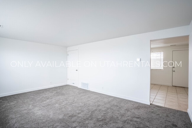 Photo - 2090 S State St
