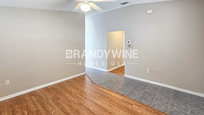 Photo - 8705 Ruth Pl