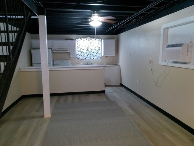 Photo - 1 Bedroom Newly Renovated Apartment Move-In Ready