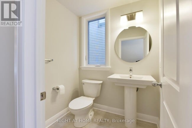 Photo - 312 Wigwas St