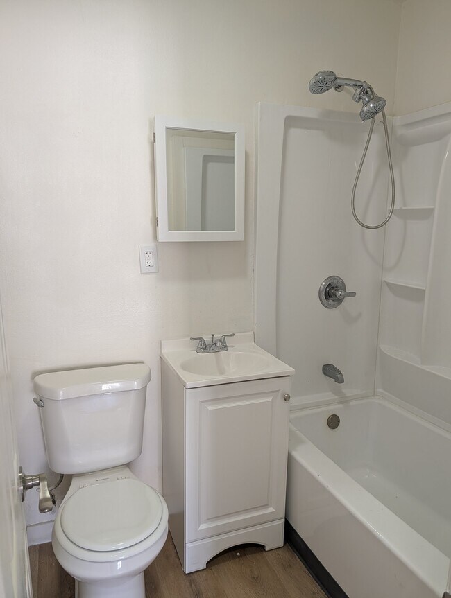 142 W 111th Pl Unit 142