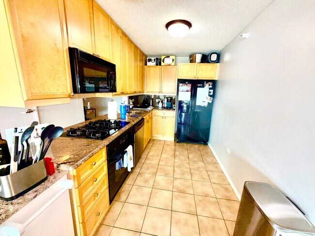 Photo - 1720 Maple Ave Unit 780