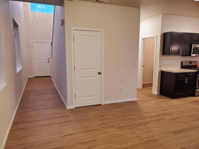 Photo - West Pasco Townhouse