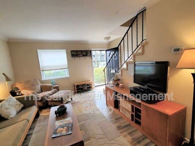 Photo - 21 Rivers Point Row