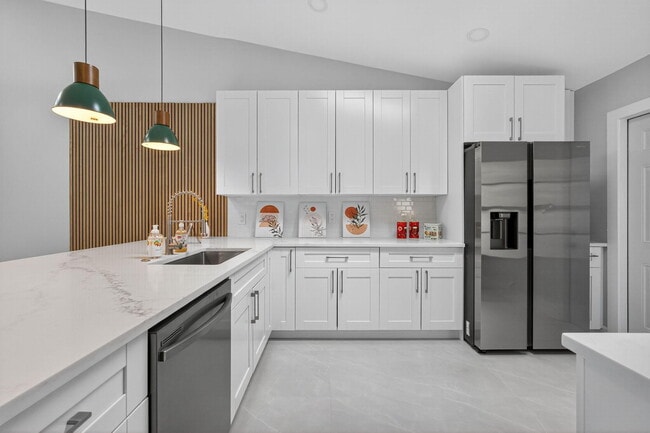 10924 Roebelini Palm Ct