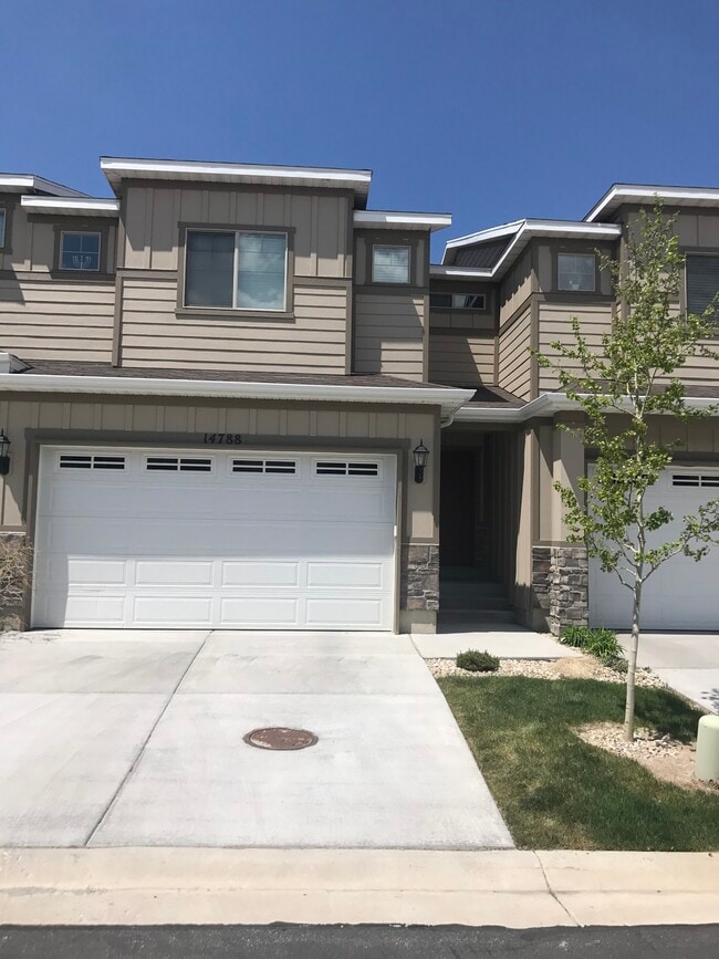 Photo - 14788 S Castle End Cv