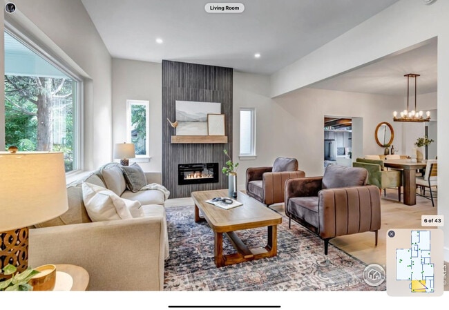 Photo - 2357 Grove St