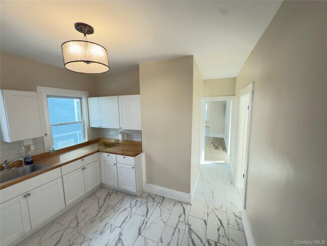 Photo - 89 S Cherry St