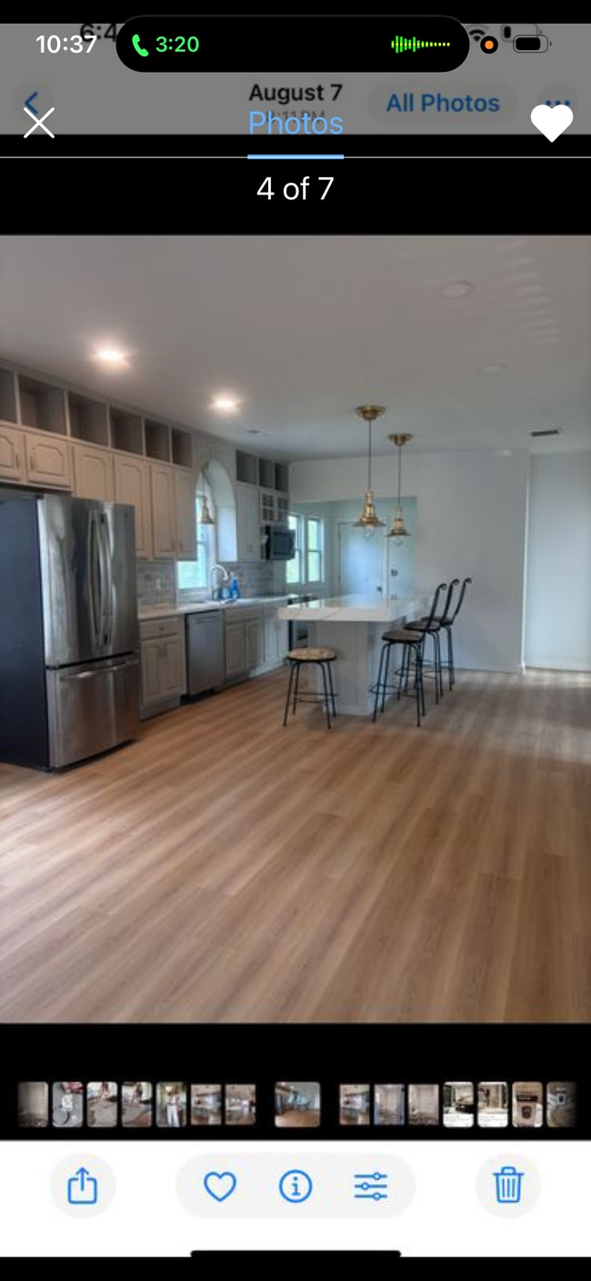 Building Photo - 527 Gooding St Unit 1