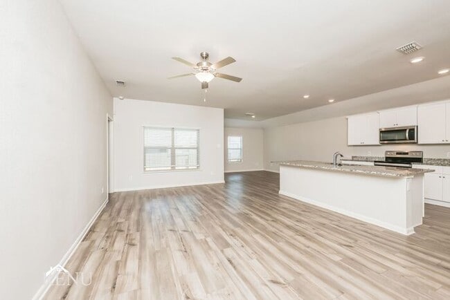 Photo - 1934 Delta Downs Dr