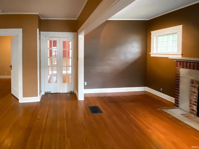 Photo - 807 N Lincoln St