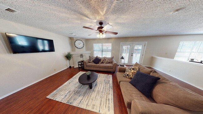 Photo - 8827 Rue De Lis