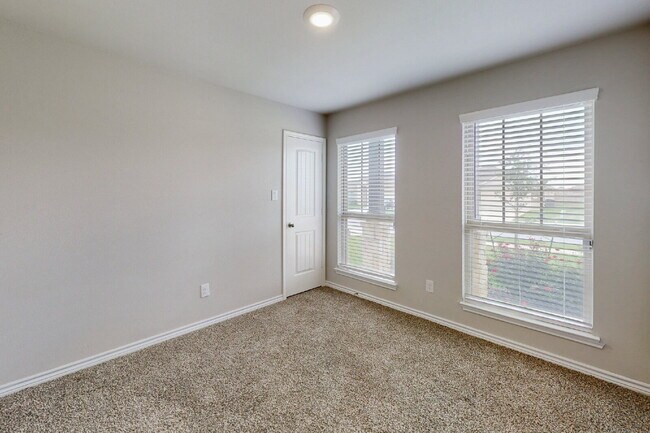 Photo - "Charming 3-Bed, 2-Bath Home in Bryan, TX!"