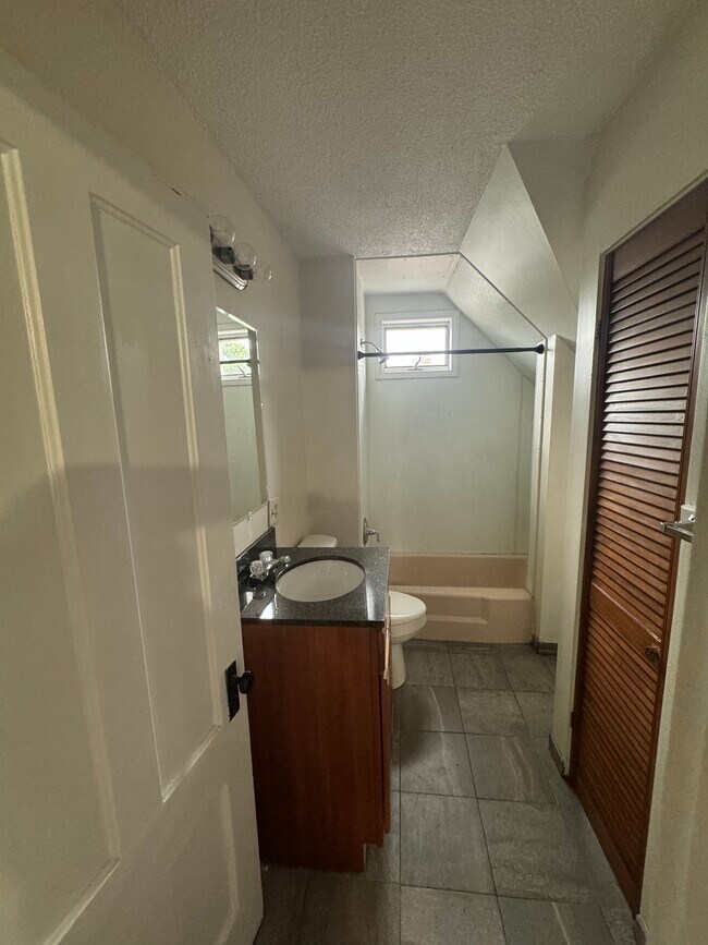 Photo - 238 Conant St Unit 3