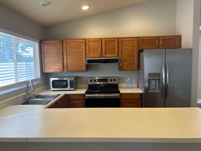 Photo - Fantastic 3 bed 2 bath Chandler home for Rent
