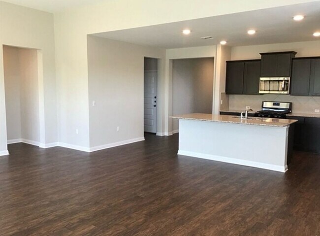 Photo - 6100 Gerard Dr