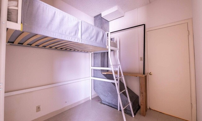 Photo - Charming 6 Bedroom property for rent!