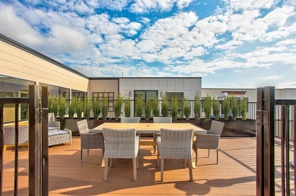 Roof Top - 87 Medford St