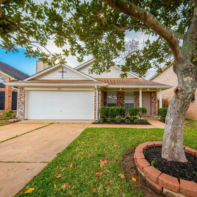 Building Photo - 121 Coffee Ln