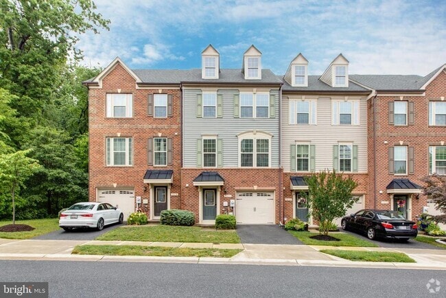 Building Photo - 7231 Winding Hills Dr Rental