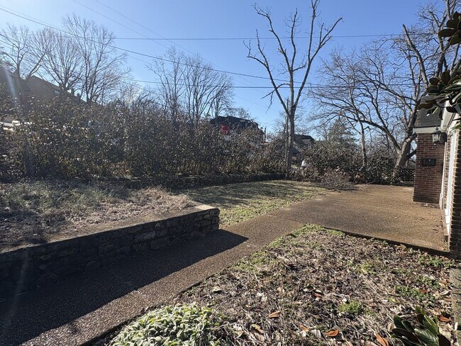 Photo - Cozy Mid Century Home