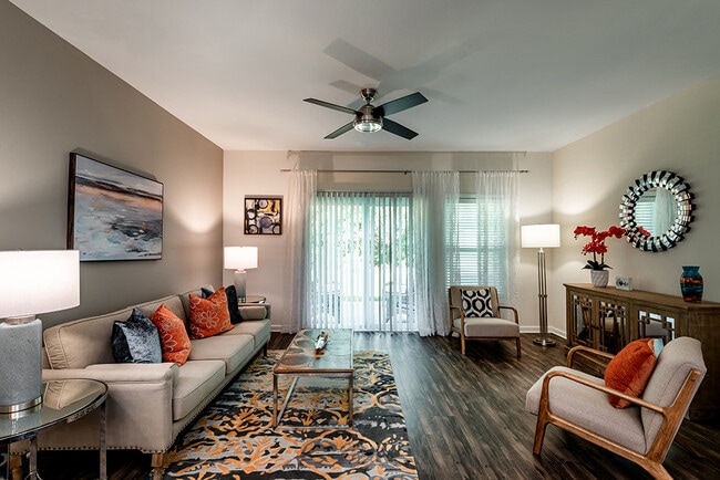 Oldfield Mews Apartments and Townhomes