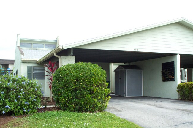 Photo - 490 Charlemagne Blvd Unidad 490