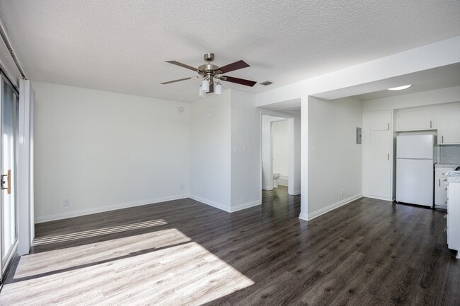 Park Manor Apartments