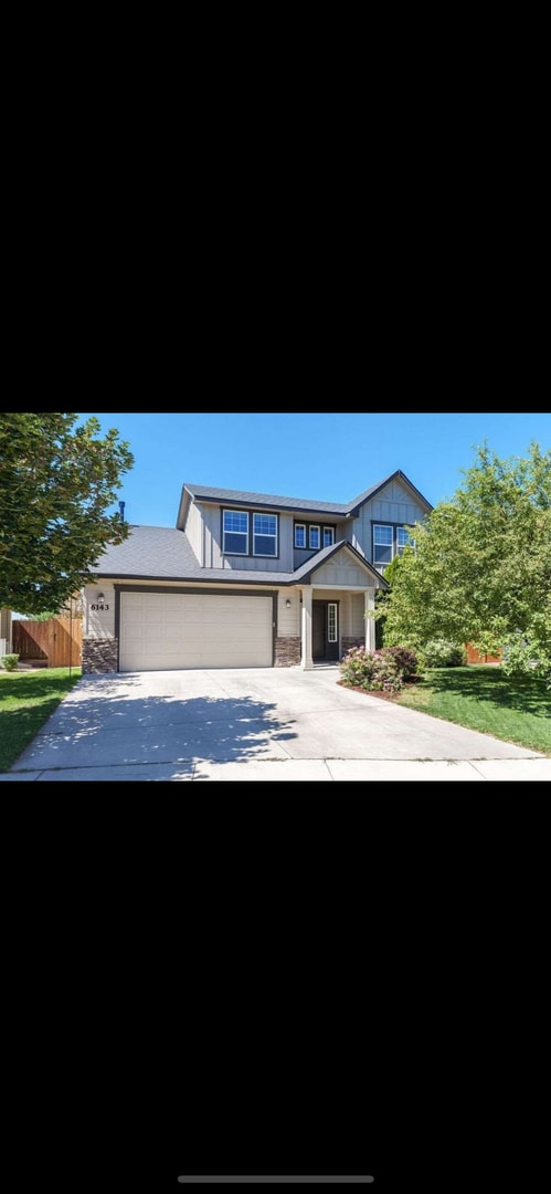 4 Bedrooms with a large back yard - 4 Bedrooms with a large back yard House