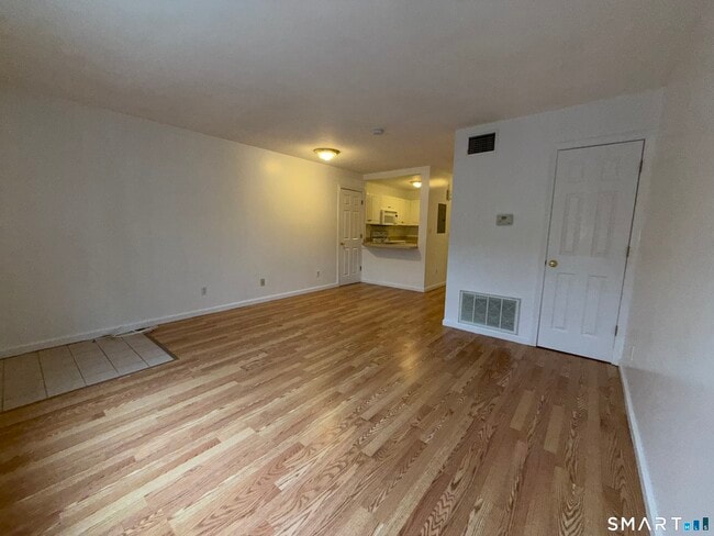 Photo - 57 Chapel St Unit 1A