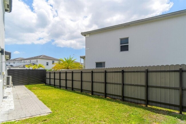 Building Photo - 18430 SW 136th Ct Unit 18430 Rental