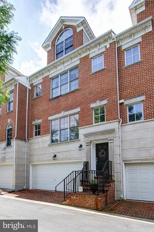 Photo - 8639 Terrace Garden Way Townhome