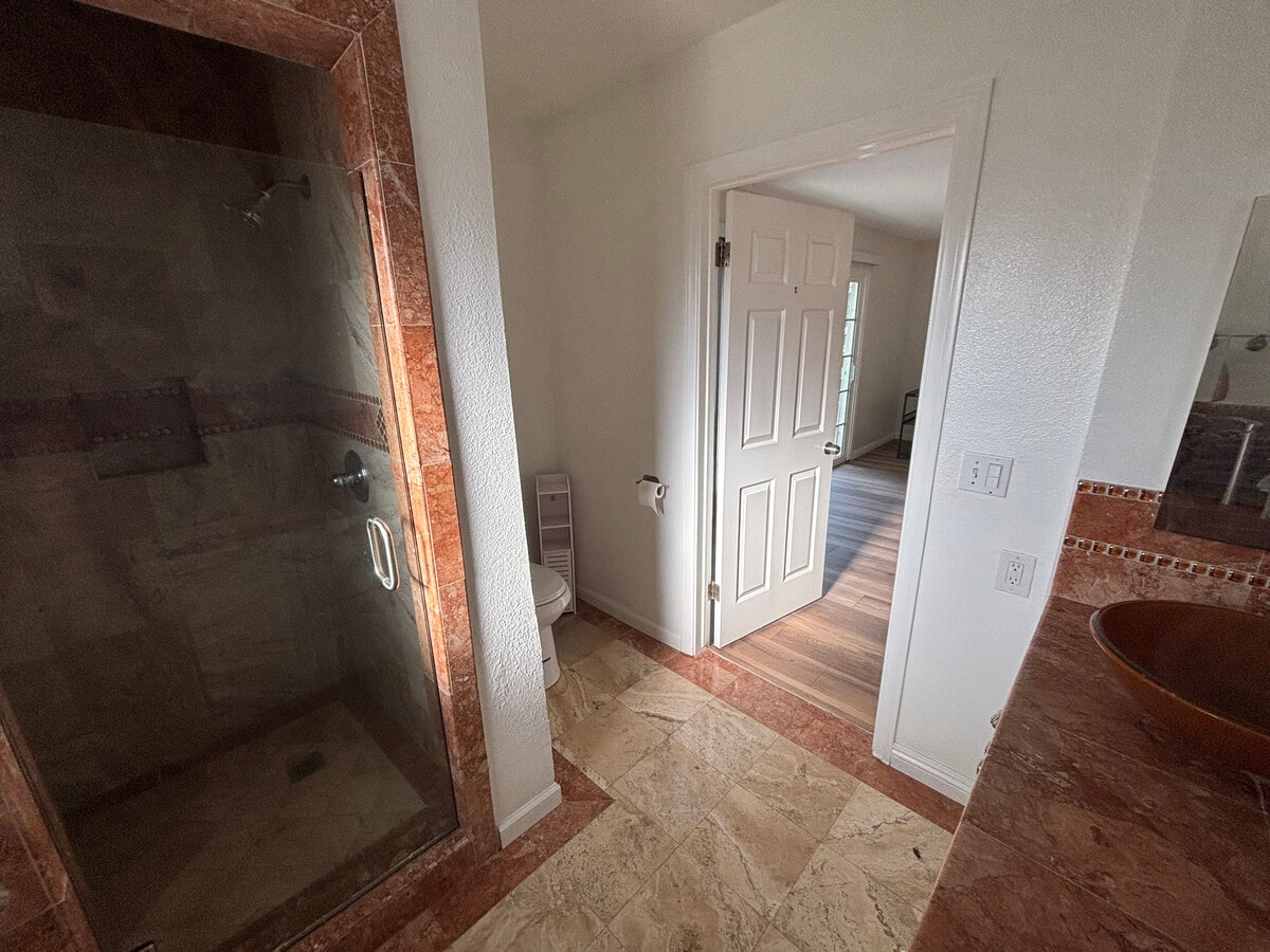 Photo - 13942 Deodar St